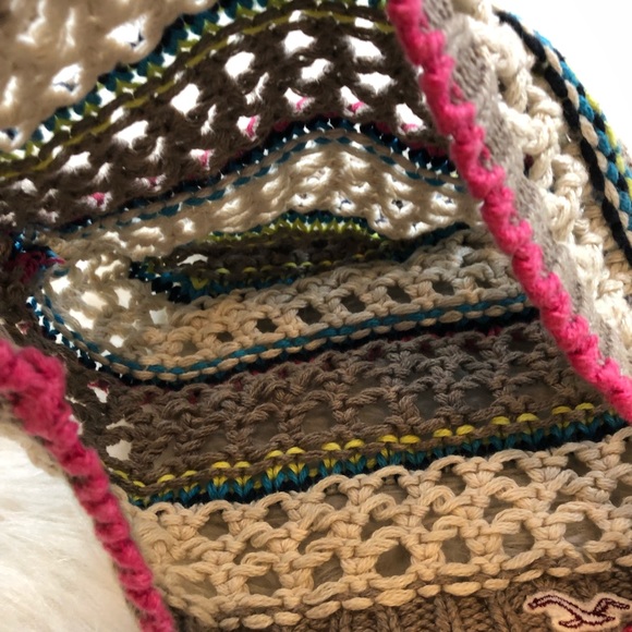 Hollister knit beanie white gray pink stretchy winter snow skiing snowboarding - Picture 4 of 4